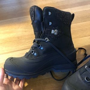 The North Face Snowboots!